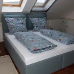Moderne, Gemuetliche Dg-wohnung In Ruhiger Lage Lejlighed