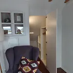 Moderne, Gemuetliche Dg-wohnung In Ruhiger Lage