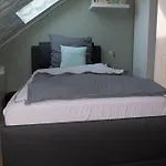 Apartment Moderne, Gemütliche Dg-wohnung In Ruhiger Lage *