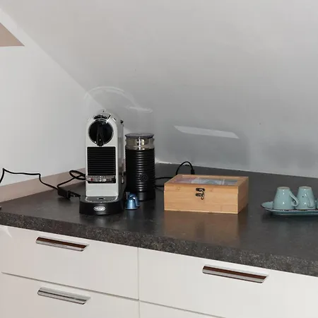 Apartman Moderne, Gemuetliche Dg-wohnung In Ruhiger Lage *