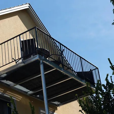 Moderne, Gemuetliche Dg-wohnung In Ruhiger Lage